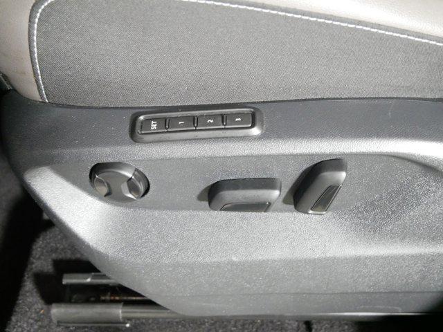 used 2021 Volkswagen Atlas car, priced at $30,348