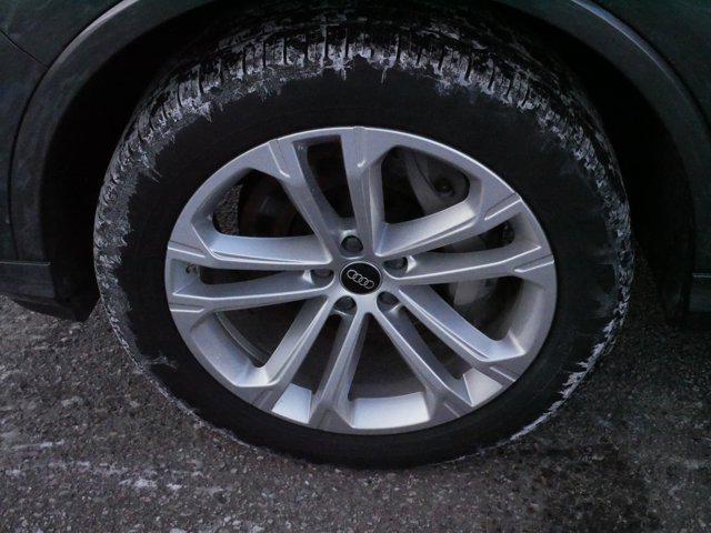 used 2025 Audi Q7 car, priced at $47,998