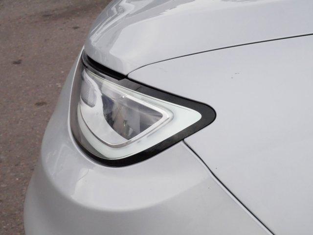 used 2023 Chrysler Pacifica car, priced at $20,348