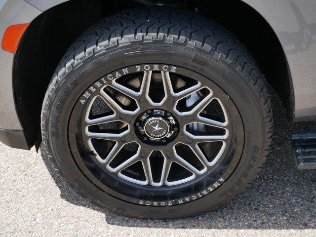 used 2022 GMC Yukon car, priced at $45,348