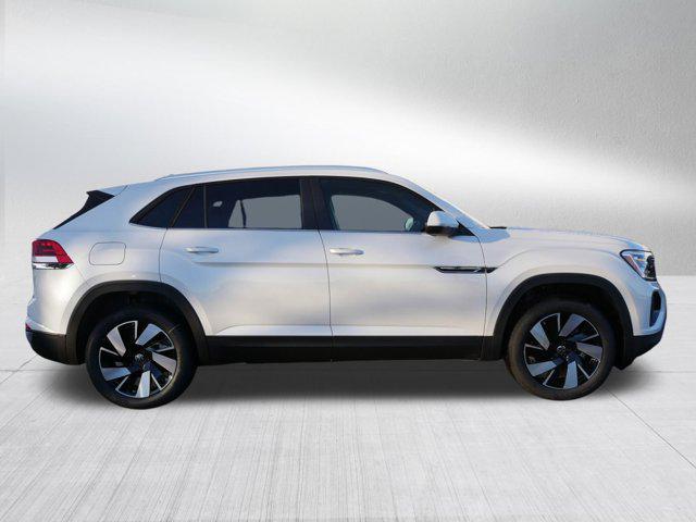 new 2026 Volkswagen Atlas Cross Sport car, priced at $47,406