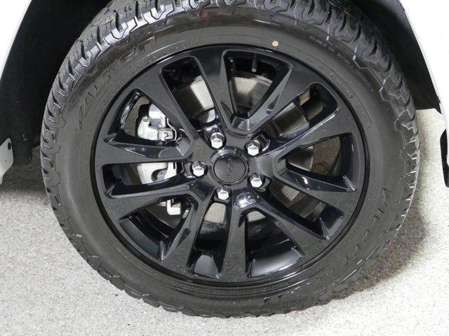 used 2021 Jeep Grand Cherokee car, priced at $28,347