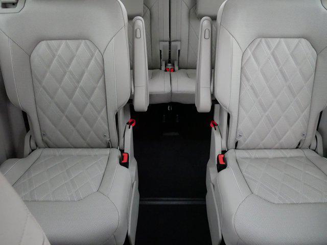 used 2025 Volkswagen Atlas car, priced at $45,948