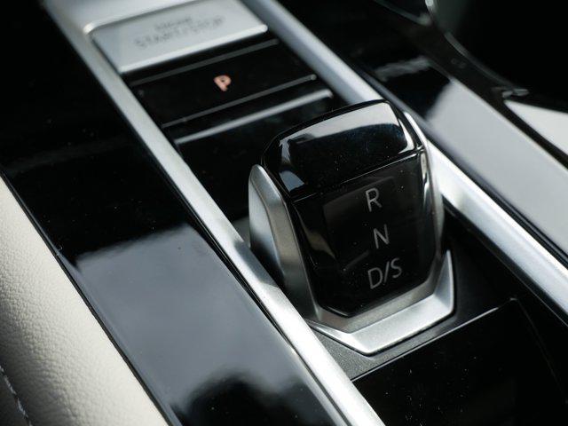 new 2026 Volkswagen Atlas car, priced at $51,081