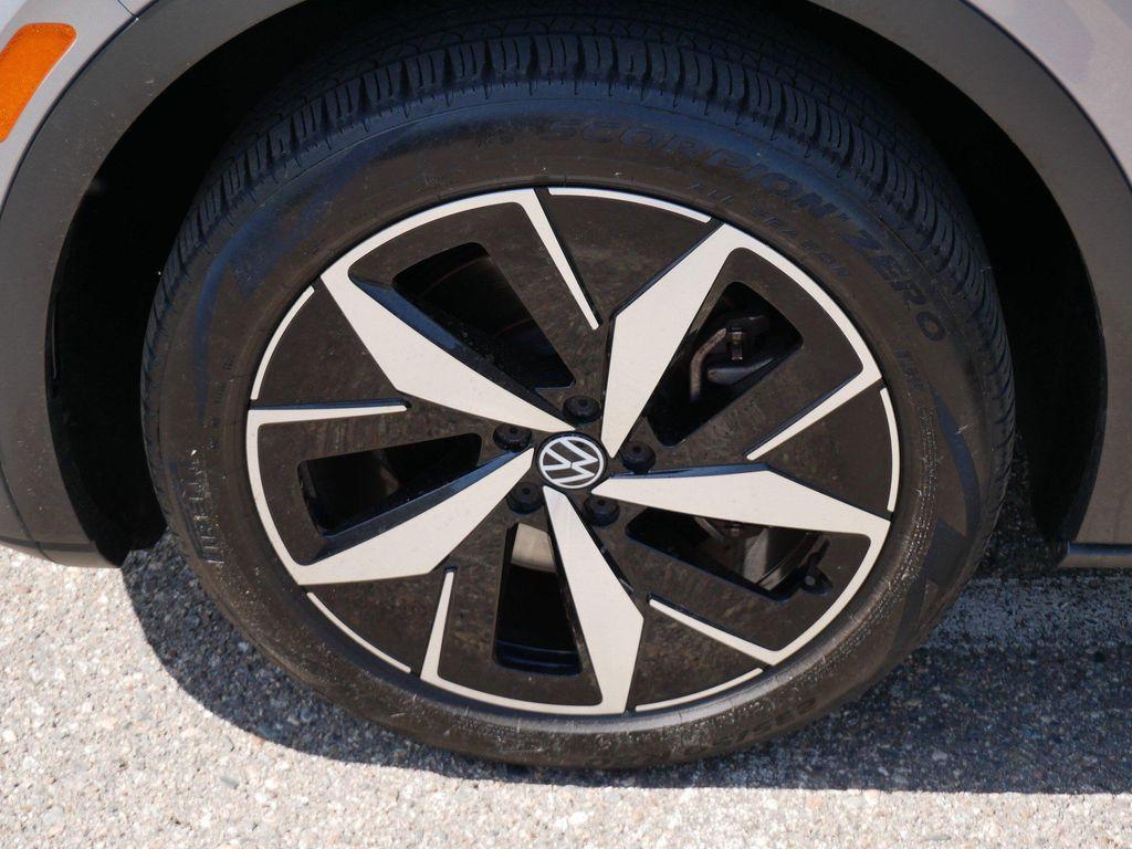 used 2023 Volkswagen ID.4 car, priced at $25,348