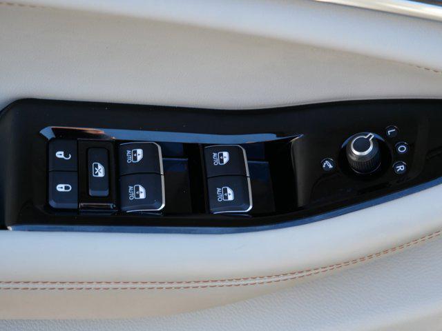 used 2022 Jeep Grand Cherokee car, priced at $34,348
