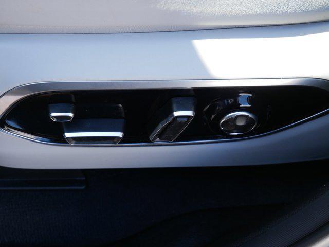 used 2022 Jeep Grand Cherokee car, priced at $34,348