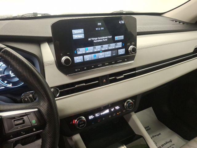 used 2022 Mitsubishi Outlander car, priced at $17,890