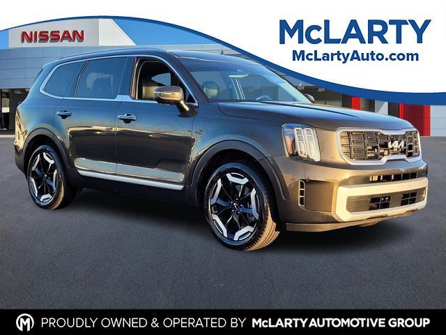 used 2024 Kia Telluride car, priced at $33,450