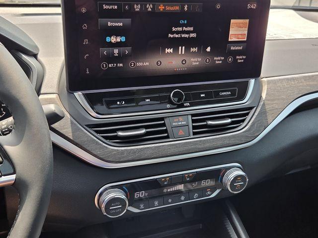 new 2026 Nissan Altima car, priced at $30,174