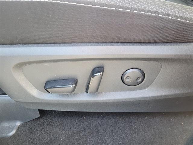 used 2025 Nissan Pathfinder car, priced at $29,985