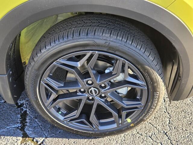 new 2026 Nissan Kicks car, priced at $29,021