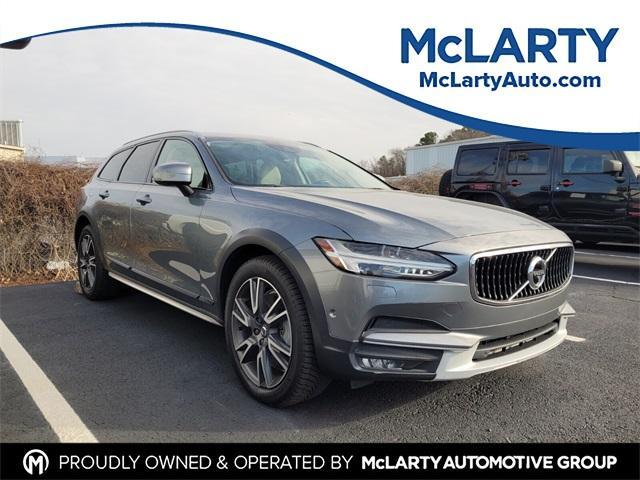 used 2017 Volvo V90 Cross Country car, priced at $17,495