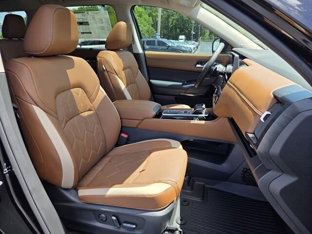 new 2026 Nissan Pathfinder car, priced at $46,018