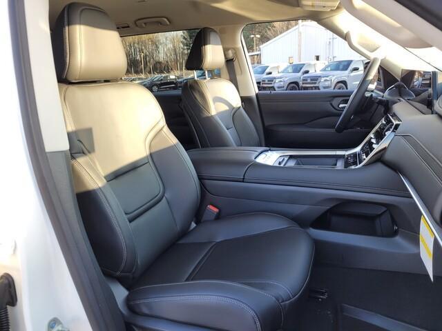 new 2026 Nissan Armada car, priced at $61,270