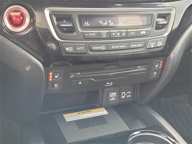 used 2022 Honda Pilot car, priced at $25,375