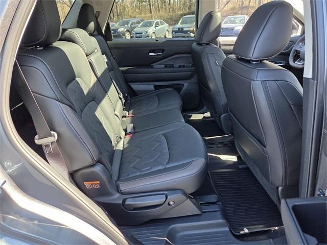 new 2026 Nissan Pathfinder car, priced at $49,890