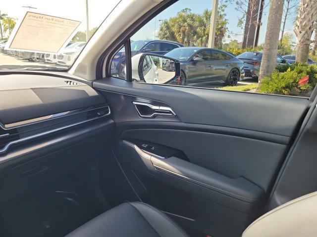 used 2024 Kia Sportage Hybrid car, priced at $32,995