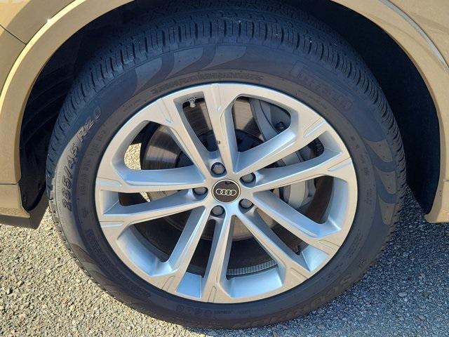 used 2025 Audi Q7 car, priced at $58,995