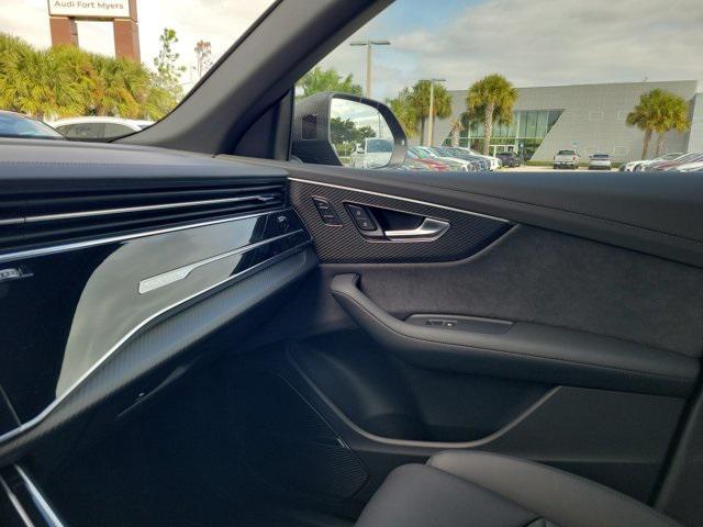 new 2026 Audi RS Q8 car