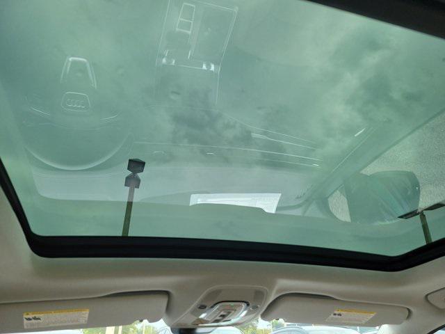 new 2026 Audi Q7 car, priced at $67,145