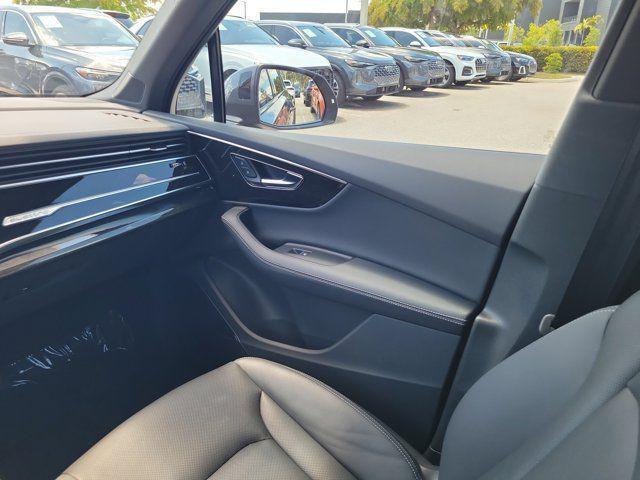 used 2025 Audi Q7 car, priced at $59,995