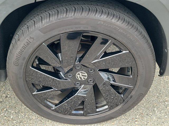 used 2022 Volkswagen Taos car, priced at $16,495