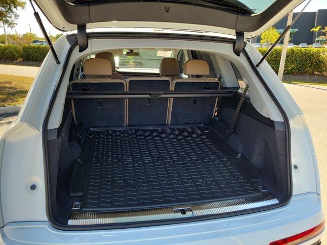 used 2025 Audi Q7 car, priced at $61,995