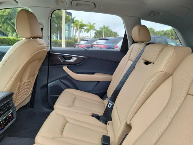new 2026 Audi Q7 car, priced at $78,410