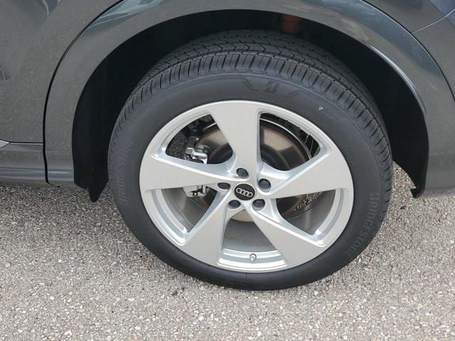 new 2025 Audi Q5 car, priced at $61,950