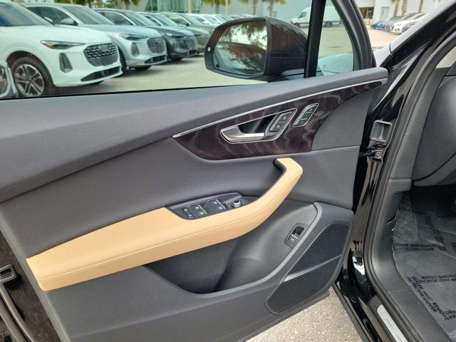 used 2025 Audi Q7 car, priced at $61,995