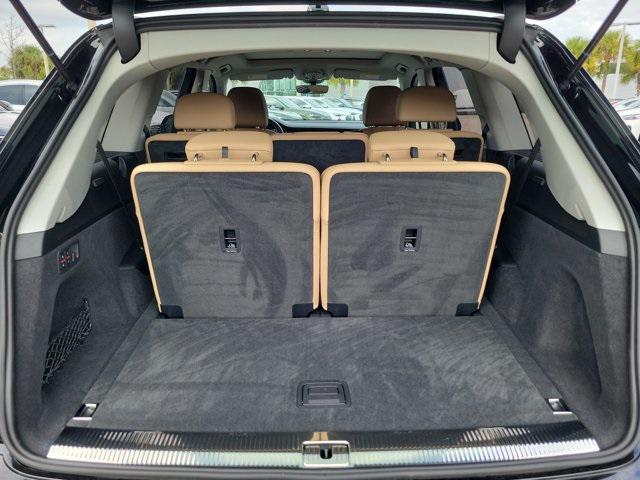 used 2025 Audi Q7 car, priced at $61,995