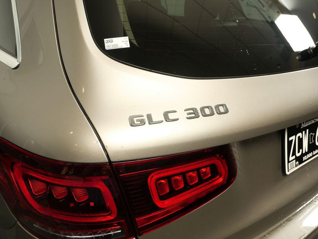 used 2022 Mercedes-Benz GLC 300 car, priced at $31,100