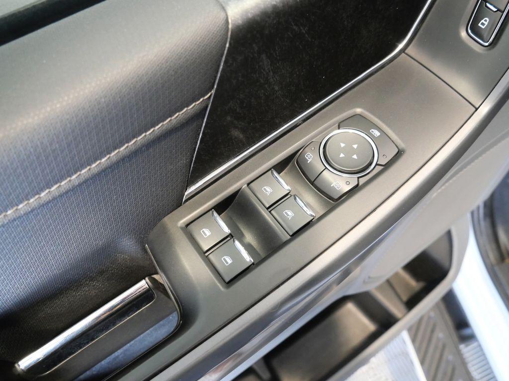 used 2021 Ford F-150 car, priced at $24,487