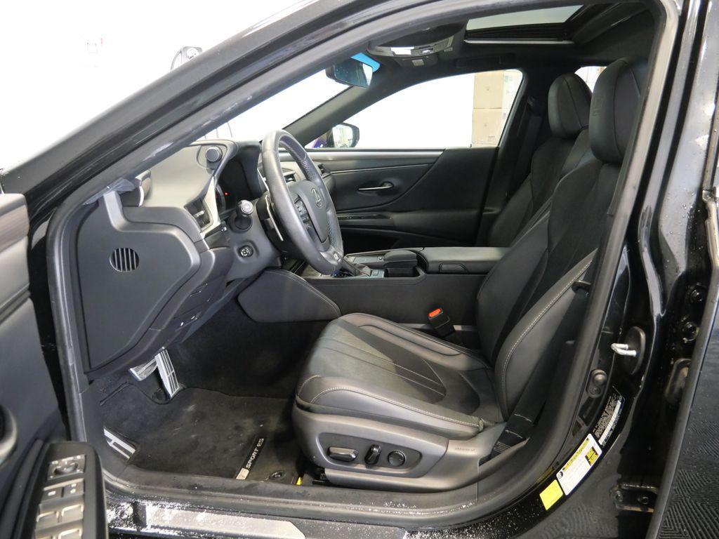 used 2021 Lexus ES 350 car, priced at $31,250