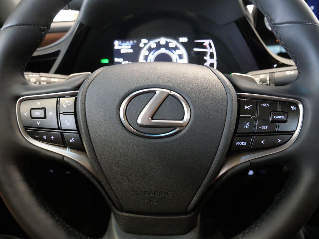 used 2025 Lexus ES 300h car, priced at $44,350