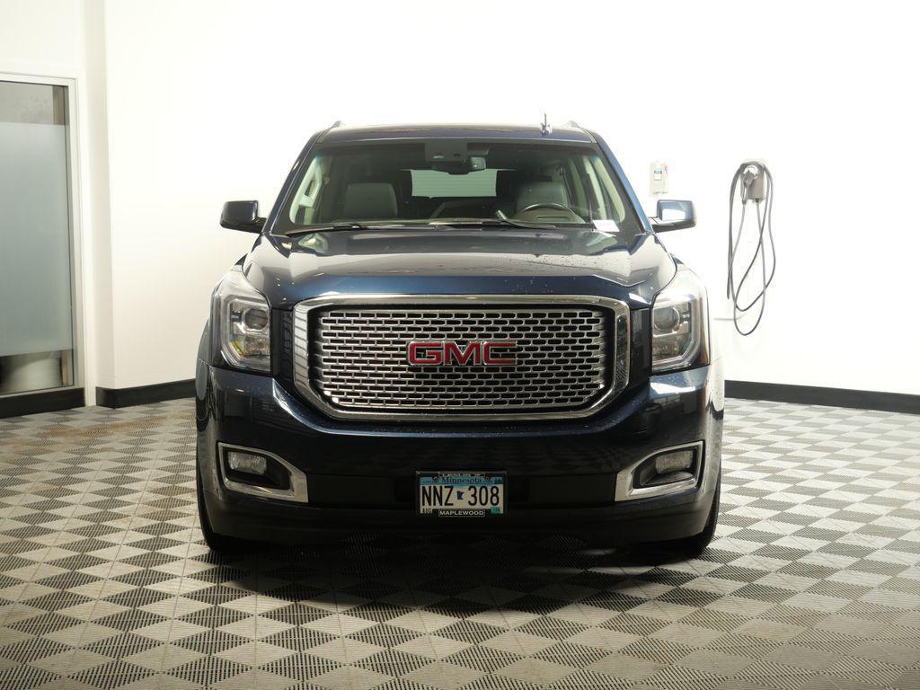used 2017 GMC Yukon XL car, priced at $15,899