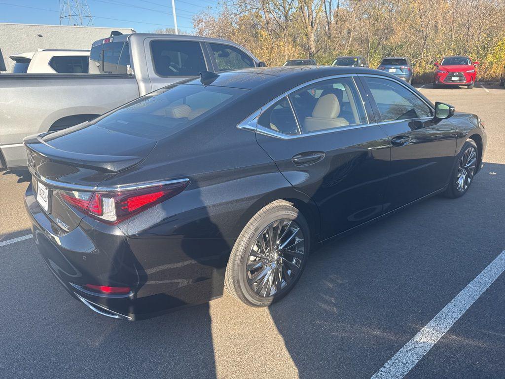 used 2024 Lexus ES 350 car, priced at $43,750