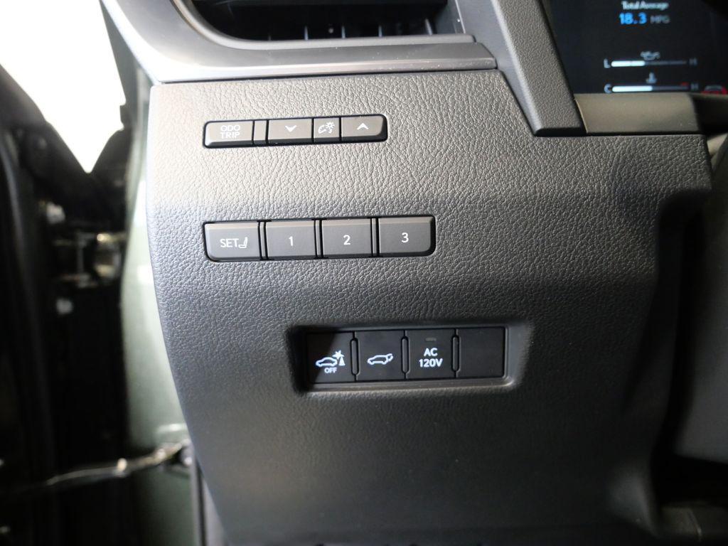 used 2024 Lexus GX 550 car, priced at $80,997