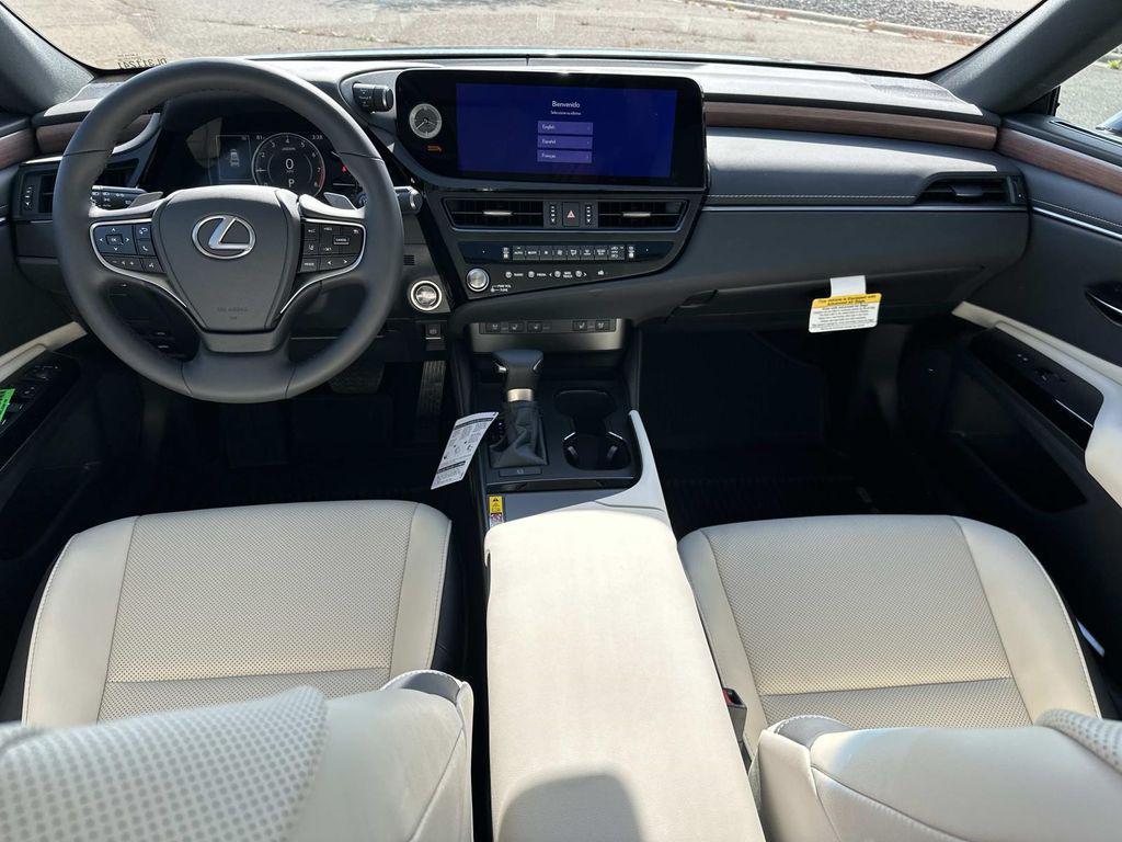new 2025 Lexus ES 350 car, priced at $47,950