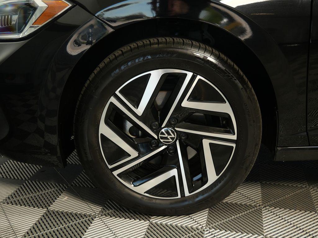 used 2024 Volkswagen Jetta car, priced at $23,977