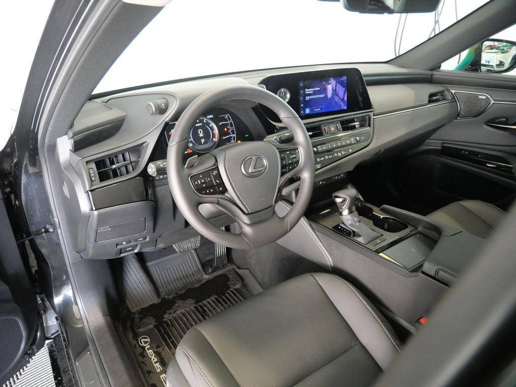 used 2025 Lexus ES 350 car, priced at $44,998