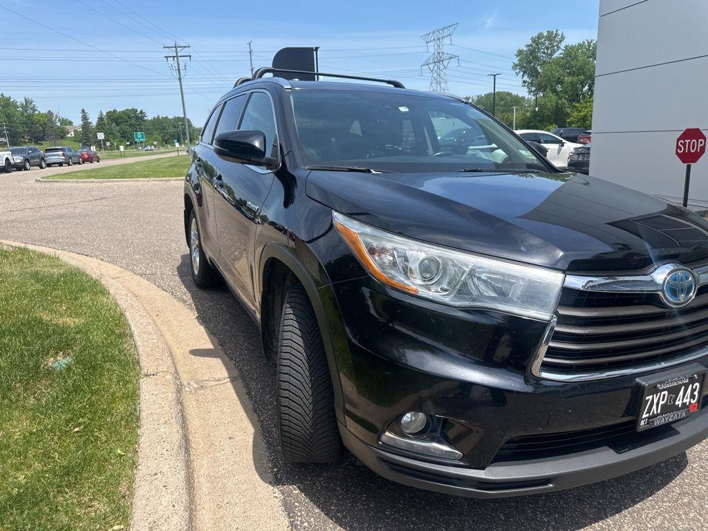 used 2015 Toyota Highlander Hybrid car