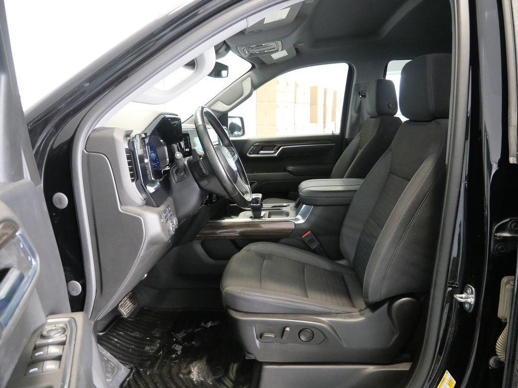 used 2023 Chevrolet Silverado 1500 car, priced at $30,998