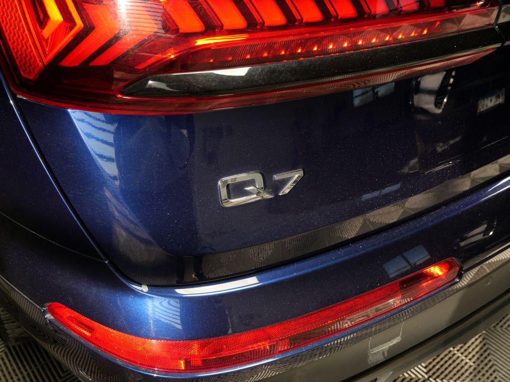 used 2022 Audi Q7 car, priced at $30,487