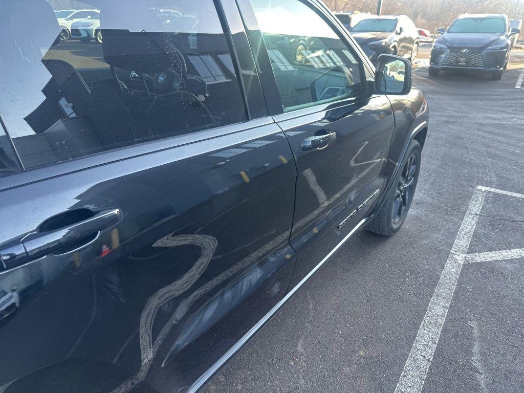 used 2018 Jeep Grand Cherokee car, priced at $18,987