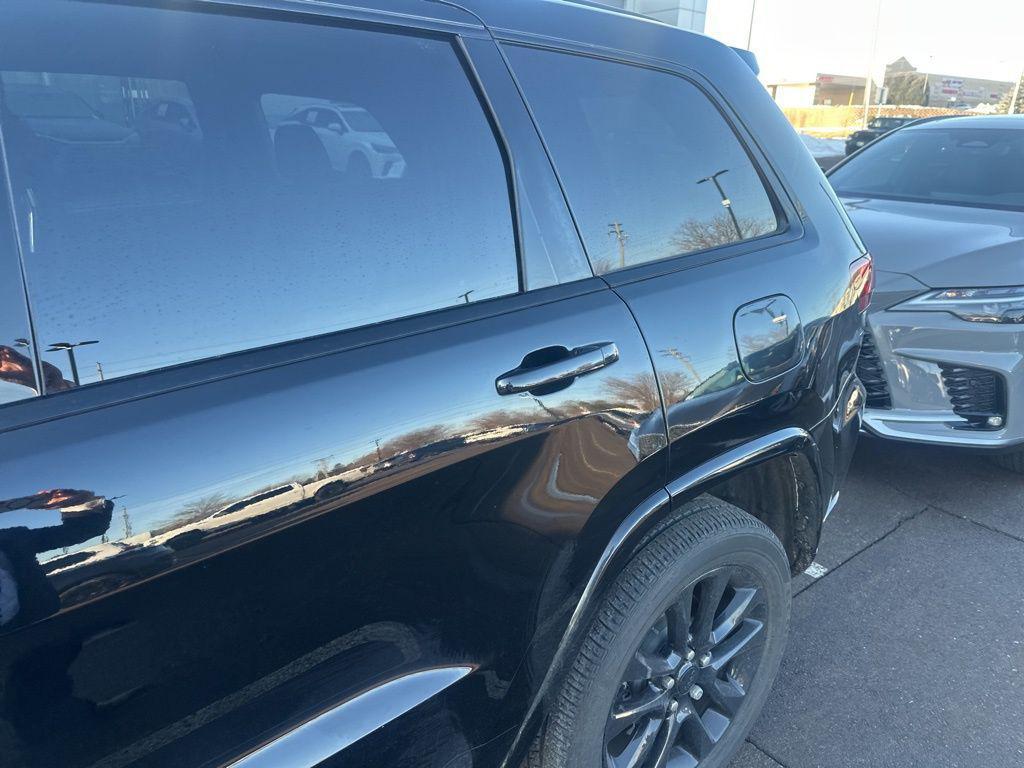 used 2018 Jeep Grand Cherokee car, priced at $18,987