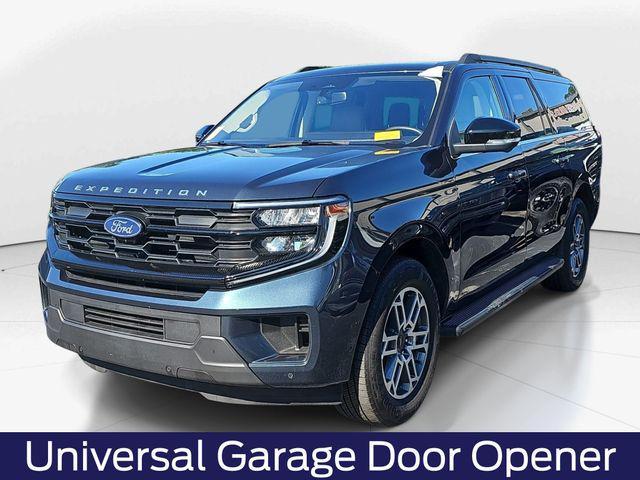 used 2025 Ford Expedition Max car, priced at $57,841