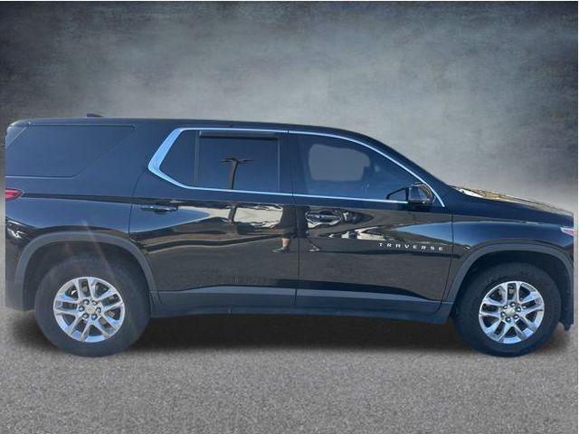 used 2020 Chevrolet Traverse car, priced at $19,266