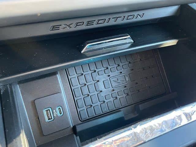 used 2022 Ford Expedition car, priced at $30,900